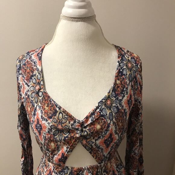 Bell Sleeve Dress Boho Cutout - Picture 6 of 8